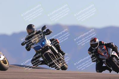 media/Nov-06-2023-Moto Forza (Mon) [[ce023d0744]]/3-Intermediate Group/Session 5 (Turn 9)/